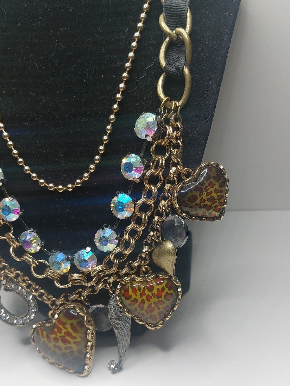 Betsey Johnson Leopard Lucite Puffy Heart Charm 4 Tiered Statement Necklace - Picture 4 of 16